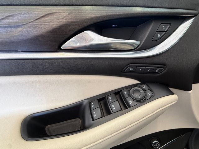 2022 Buick Enclave Avenir
