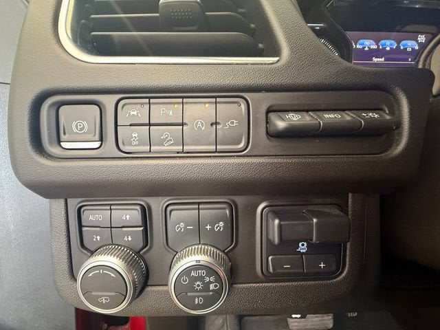 2021 GMC Yukon XL AT4