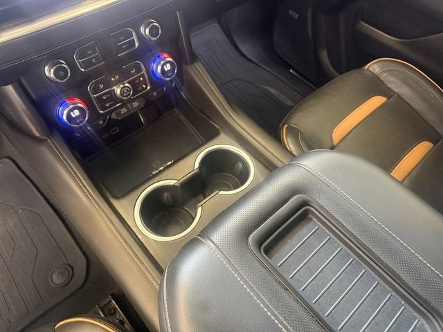 2021 GMC Yukon XL AT4