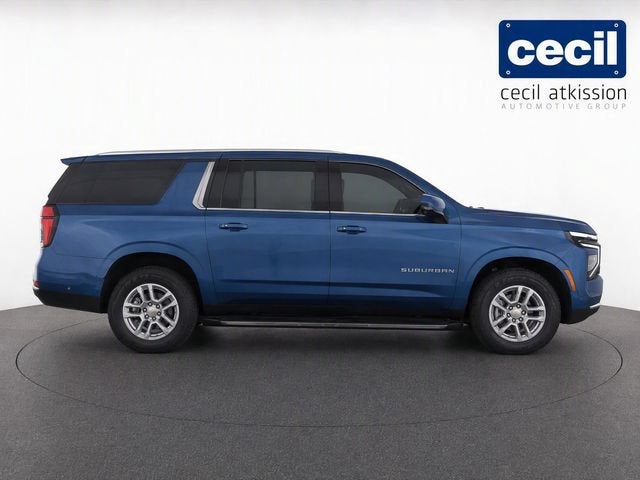 2025 Chevrolet Suburban LT