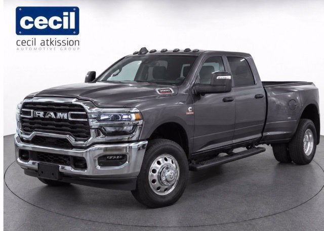 2026 RAM 3500 Tradesman Crew Cab 4x4 8' Box