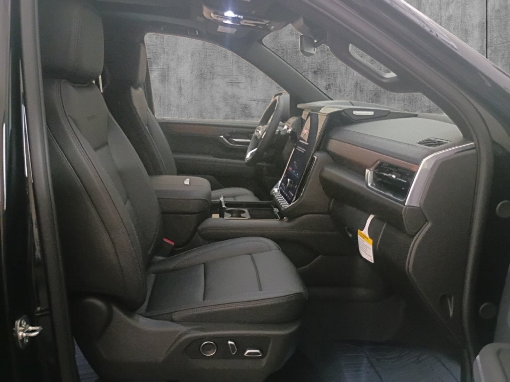 2027 GMC Yukon Denali - Photo 15