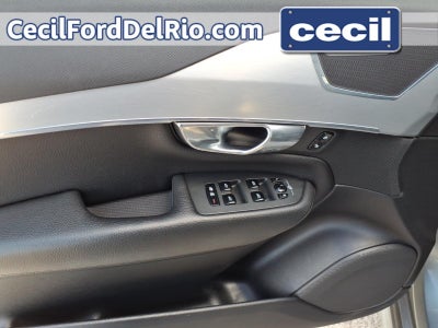 2018 Volvo XC90 Momentum
