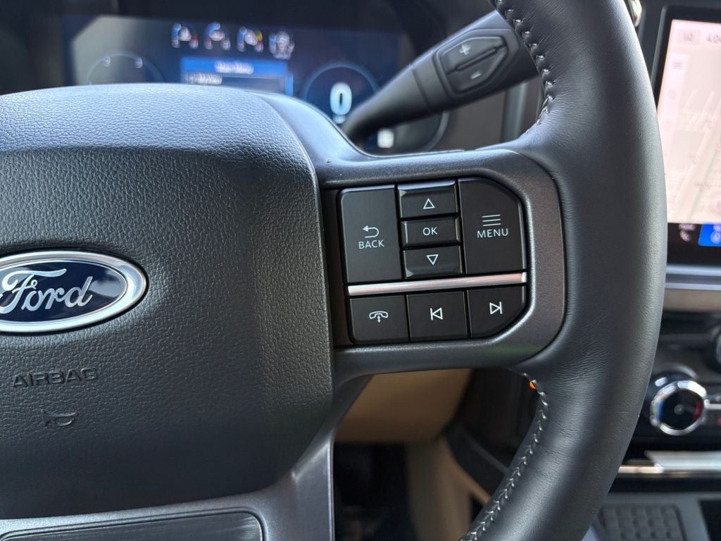 2024 Ford F-350SD Lariat DRW