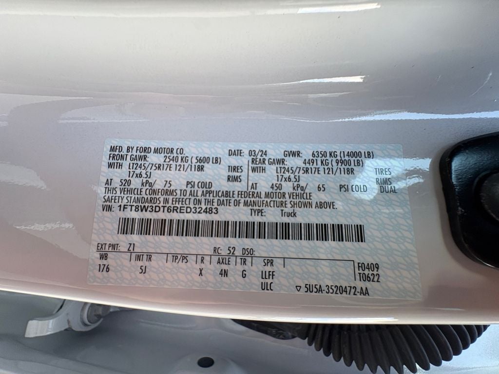 2024 Ford F-350SD Lariat DRW