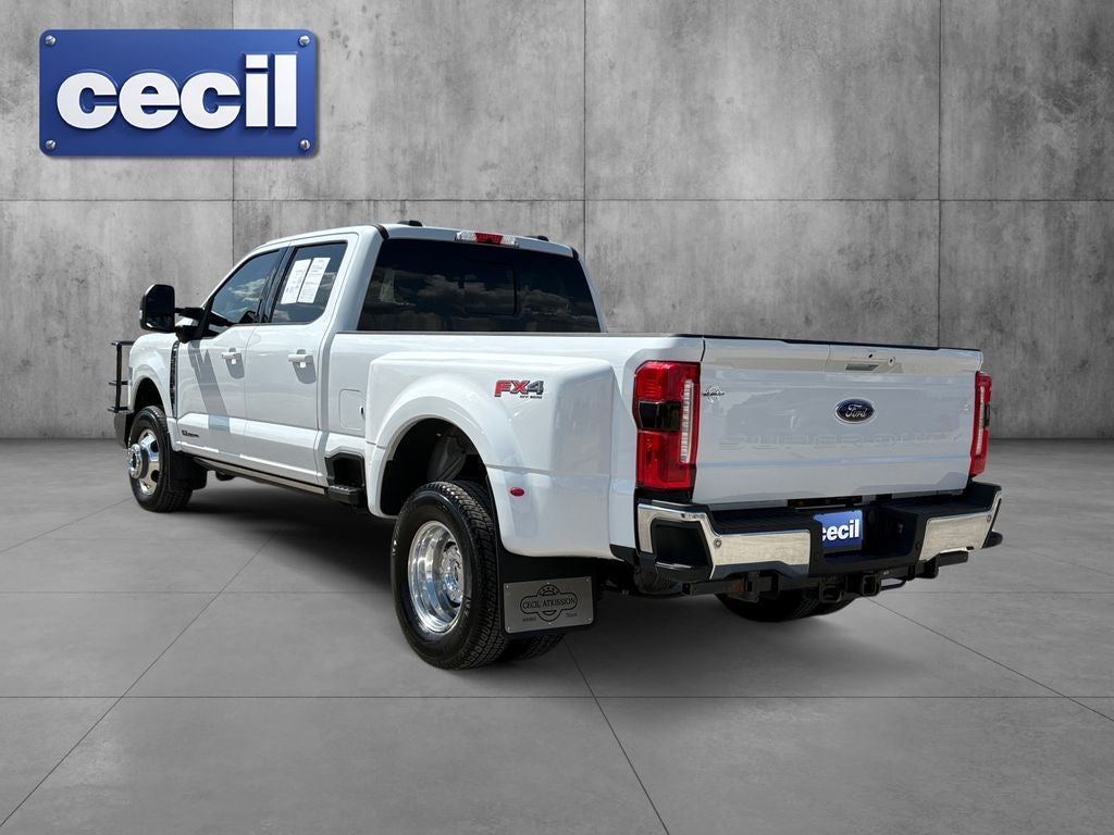 2024 Ford F-350SD Lariat DRW