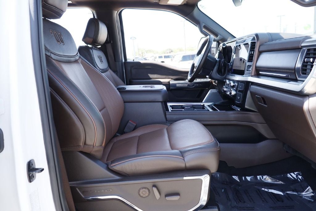 2025 Ford F-450SD King Ranch DRW