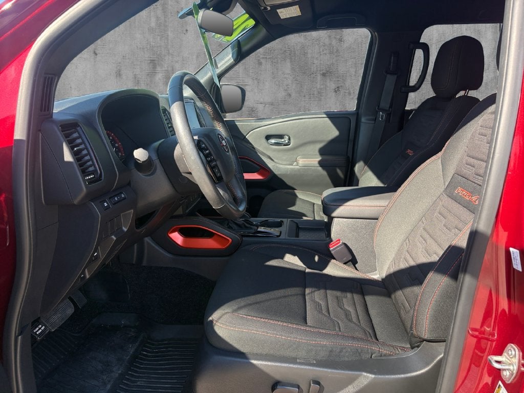 2024 Nissan Frontier PRO-4X