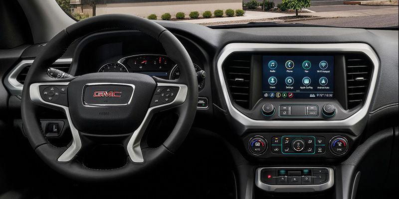 2020 GMC Acadia new technology dashboard