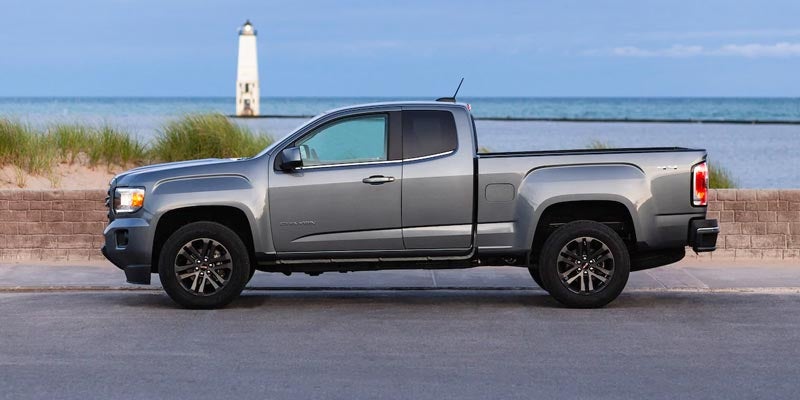 2020 GMC Canyon rear exterior view